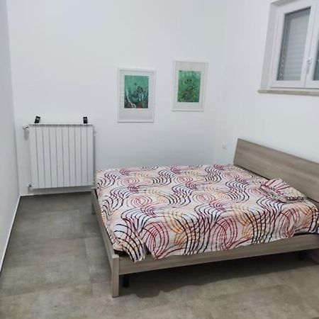 מונופולי Appartamento Sul Mare Con Parcheggio Privato מראה חיצוני תמונה